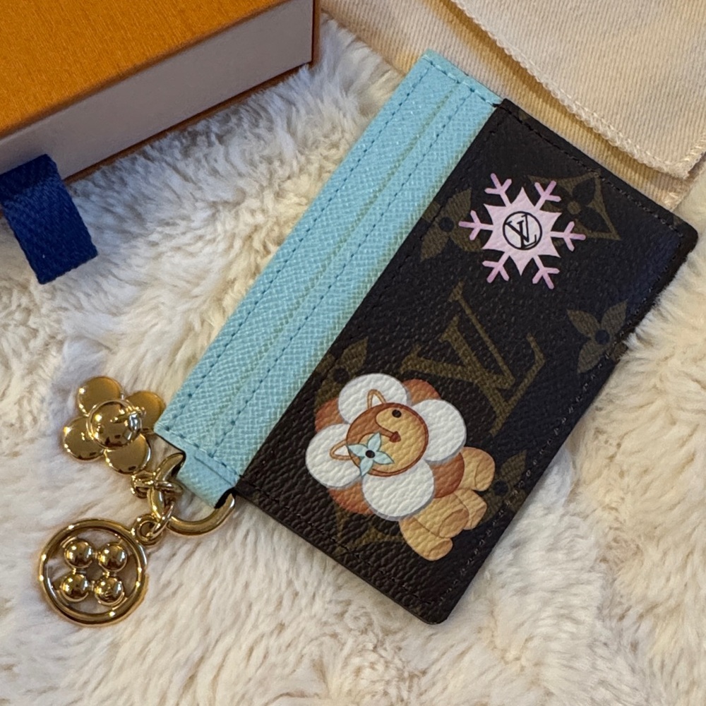 🌸 LIMITED New Louis Vuitton Monogram Card Holder Black & Blue Gold Charm 🌸